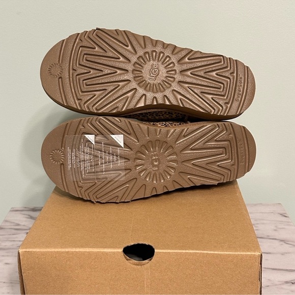 UGG Women's Classic Mini Speckles Genuine Calf Hair Animal Leopard Cheetah 6 - Picture 10 of 10